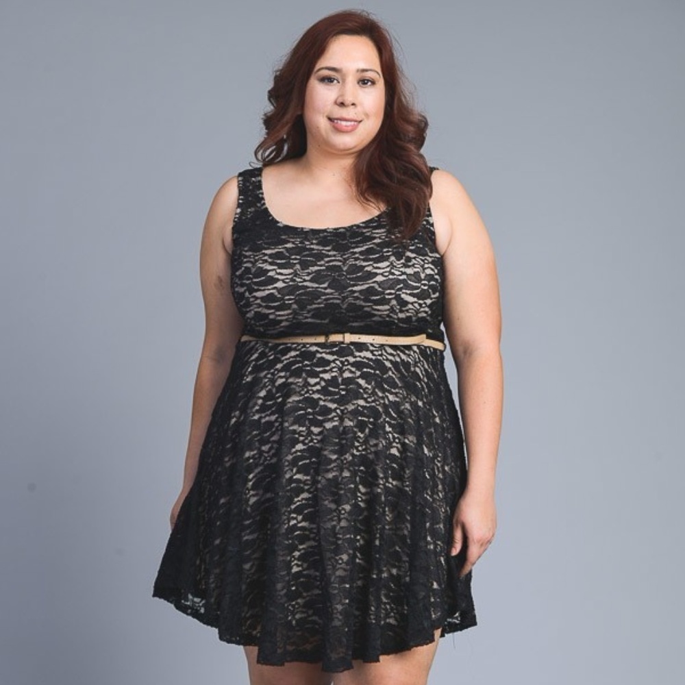 *CLEARANCE* Plus Size A-Line Lace Dress w/ Belt